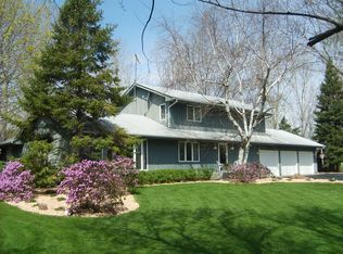 4911 Windsor Ct, Woodstock, IL 60098