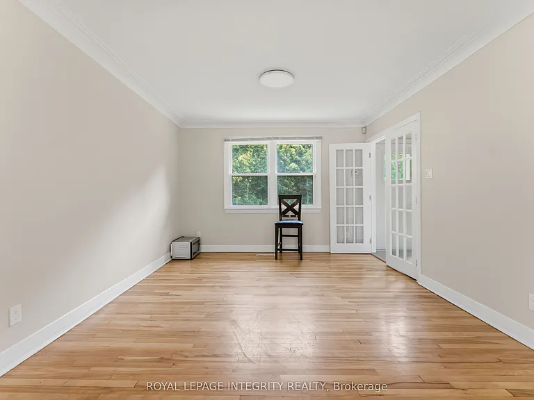 1873 Fairbanks Ave — Photo 6