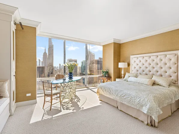 641 5th Avenue image 5 of 9