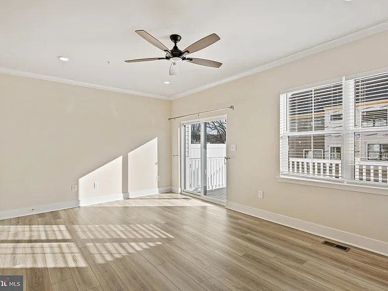 11407 Starlight Pl — Photo 10