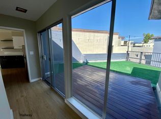 270 Wayne Ave #401, Oakland, CA 94606