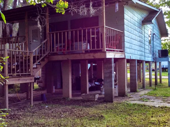 13056 Deer St, Maurepas, LA 70449