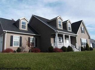 130 Mountain View Rd, Bridgeport, WV 26330