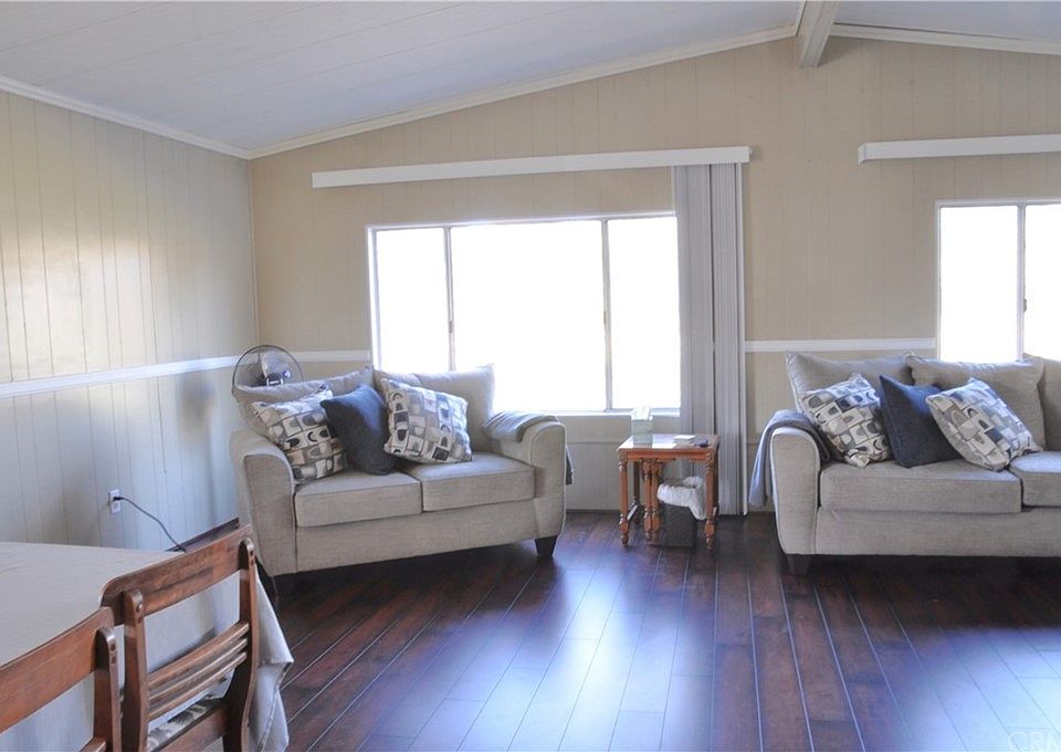 2140 Mentone Blvd Mentone, CA, 92359 Apartments for Rent Zillow