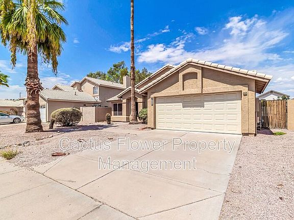 2nd image of 1132 E Harbor View Dr