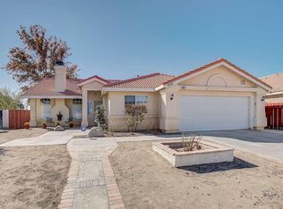 608 Poinsettia Ave, Rosamond, CA 93560