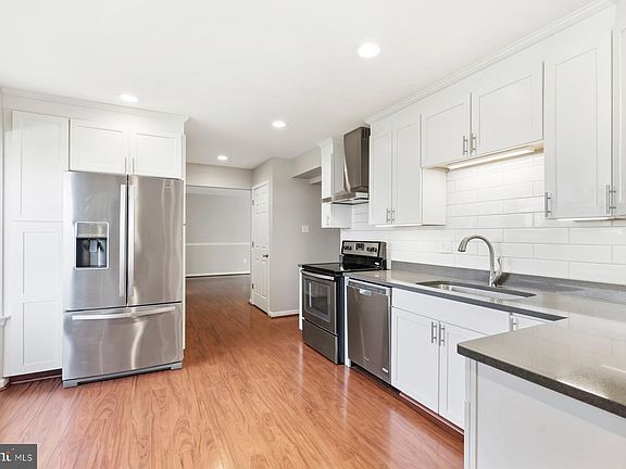 5th image of 4098 Janae Dr