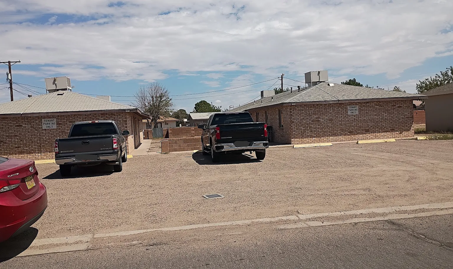 2 bed, 496 sqft, $900 — Photo 1