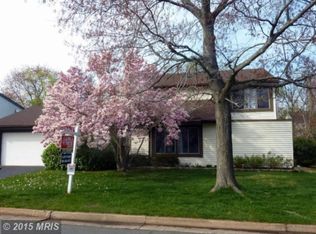 116 Farmington Ln, Sterling, VA 20164
