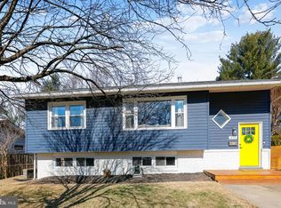 319 W Edmonston Dr, Rockville, MD