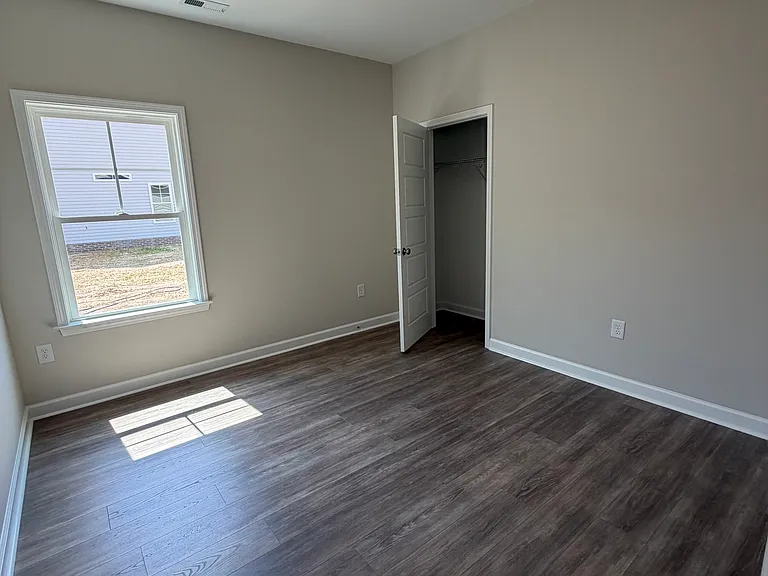 407 Creeks Edge Dr — Photo 8