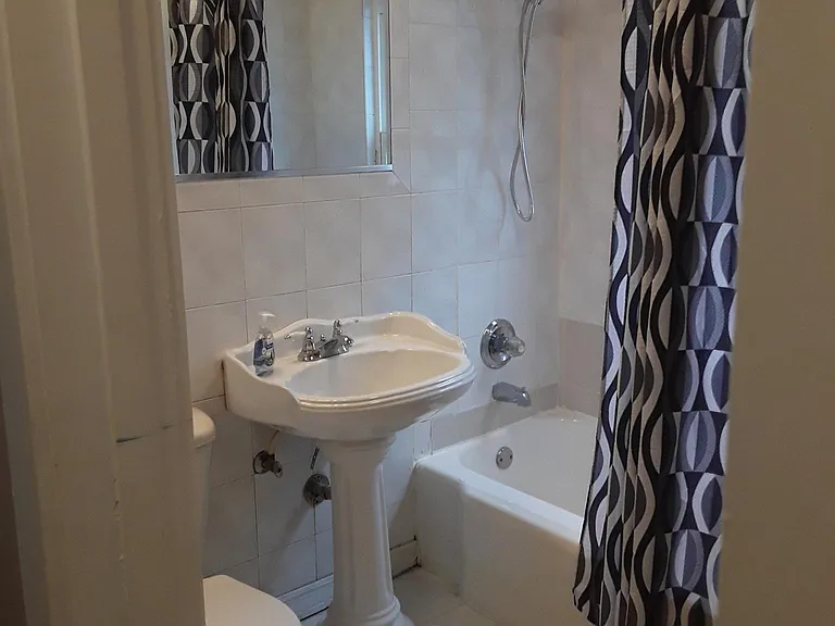 188 E North Ave #2 — Photo 7