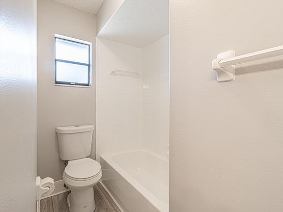 5th image of 5625 W Pine Cir
