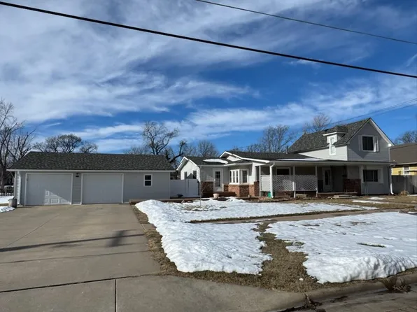 1307 Odell St, Great Bend, KS 67530