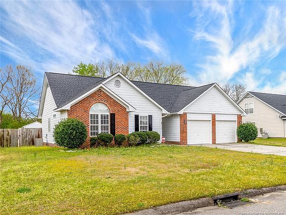 2nd image of 219 Belle Chase Dr