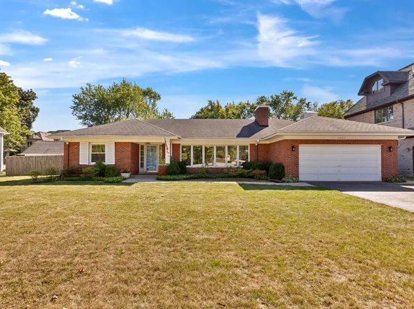 2403 Lake Ave, Wilmette, IL 60091