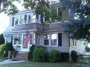 210 Kilburn Rd, Garden City, NY 11530