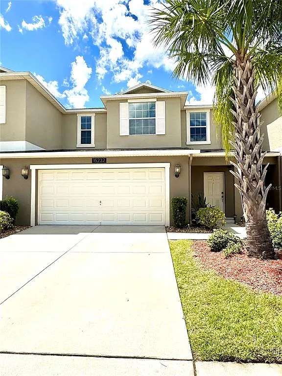 4 bed, 3.5 bath, 2031 sqft, $2,600 — Photo 2