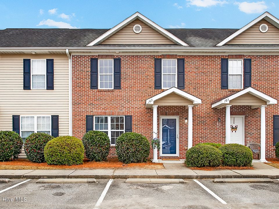 1st image of 103 Lincoln Place Circle