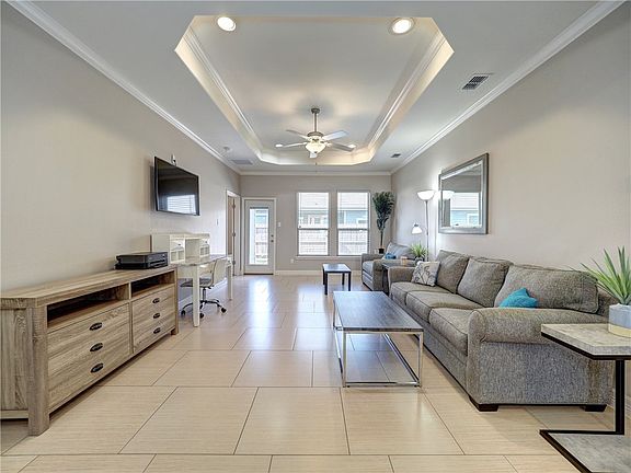 4th image of 7433 Seal Beach Ct