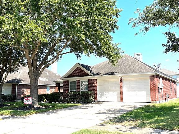 2nd image of 3326 Aldridge Dr