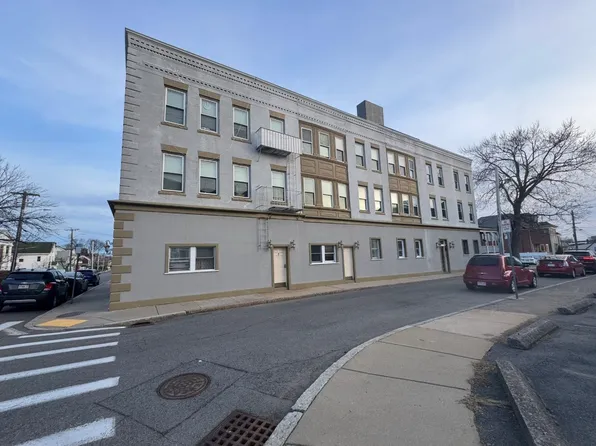 6 Jefferson St #20, Winthrop, MA 02152