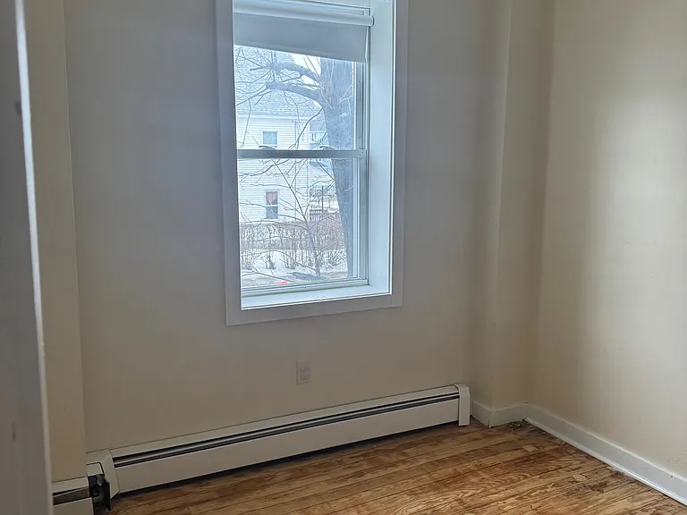30 Saint Jerome Ave #2R — Photo 13