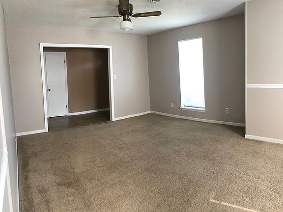 3rd image of 4419 Whisperwood Dr