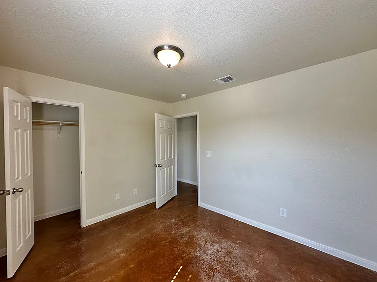 4502 Skyflower Ln — Photo 18