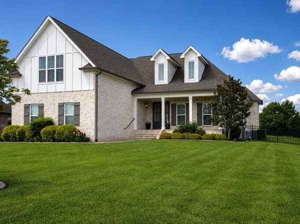 227 Amana Dr, Lebanon, TN 37087