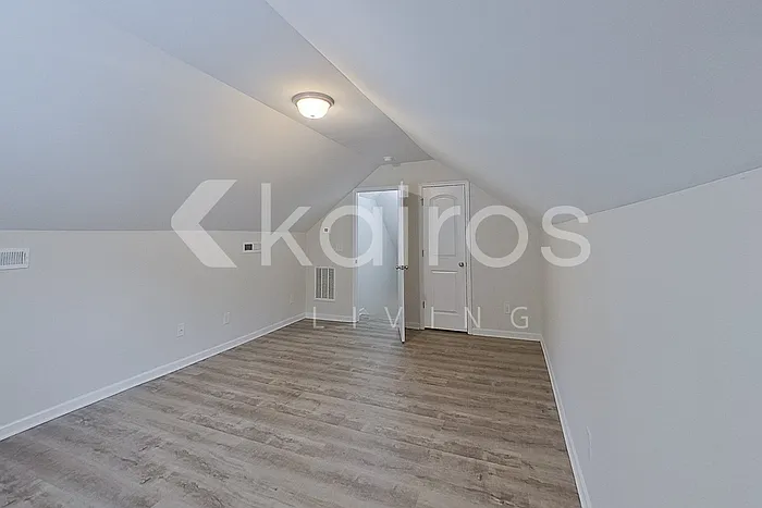 1190 Amberlight Cir — Photo 15