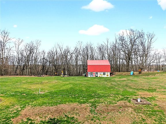 4th image of 772 Foxwood Rd