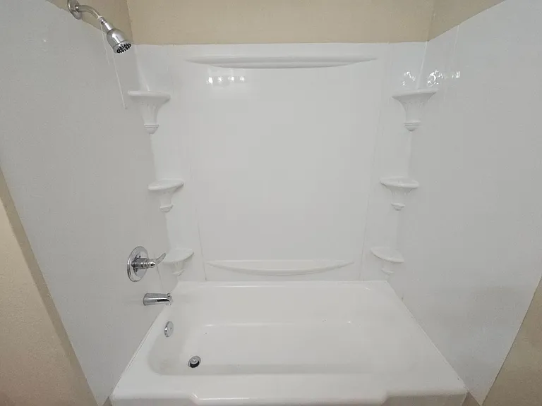 6419 Onyx Dr N — Photo 16