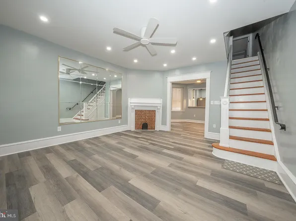 6117 Walnut St, Philadelphia, PA 19139