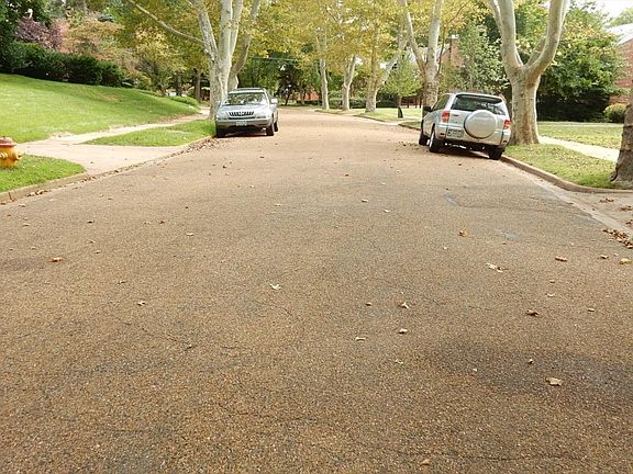 5th image of 7384 Stratford Ave