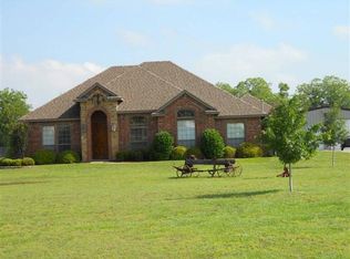 429 Jayme Ct, Burleson, TX 76028