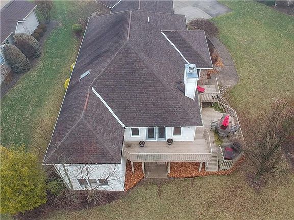 4th image of 28 Birchwood Ct