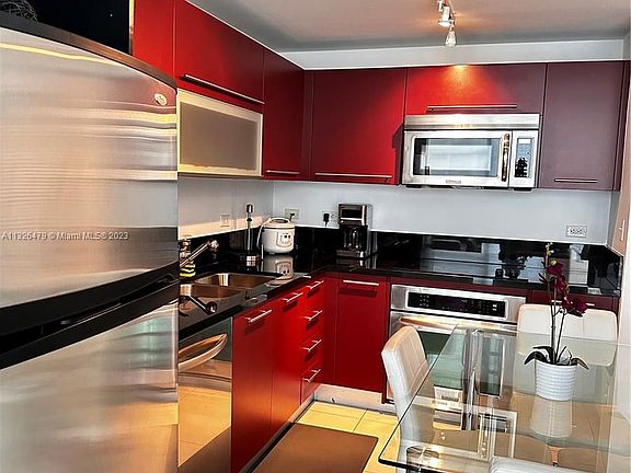4th image of 244 Biscayne Blvd APT 442
