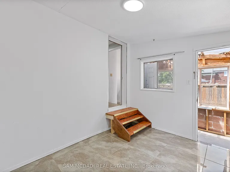 5717 Dunn St — Photo 20