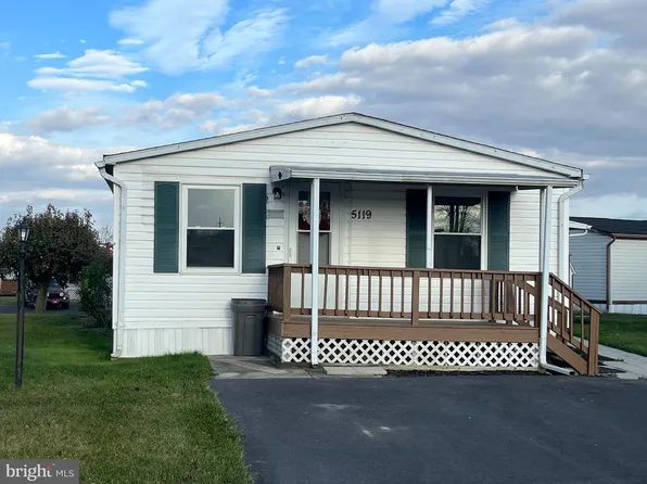 5119 Stone Terrace Dr, Whitehall, PA 18052