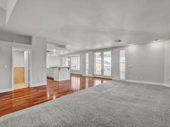 144 Lake Mountain Dr, Boulder City, NV 89005