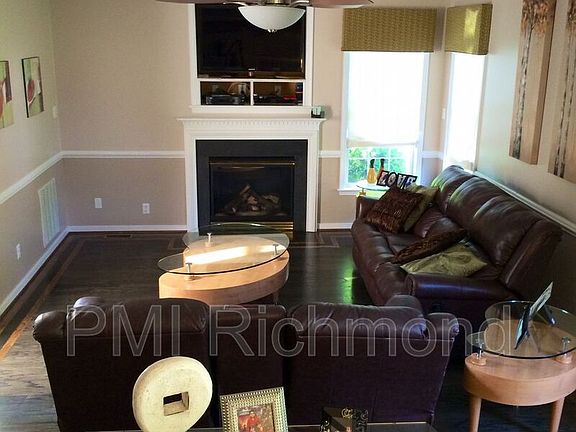 4th image of 3340 Fontaine Ln