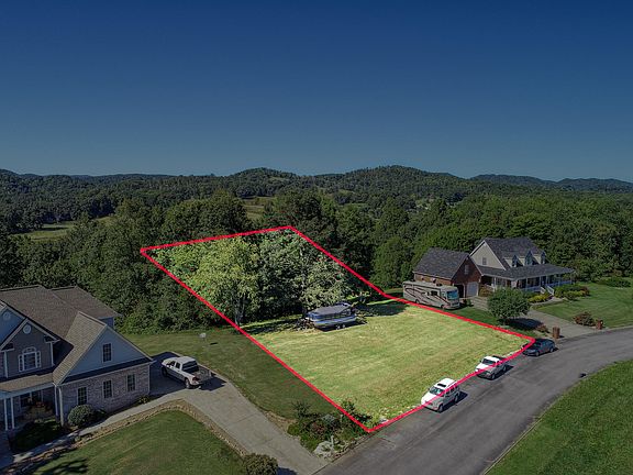 2nd image of 412 Lynchburg Ln