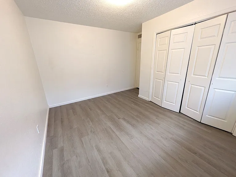 Manya Point Apartments — Photo 9