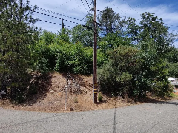 18150 Slate St, Lakehead, CA 96051