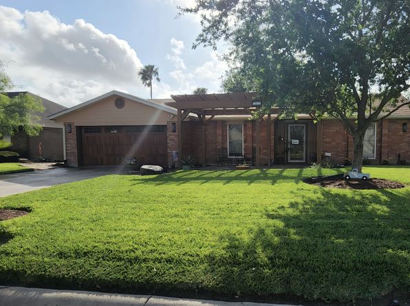 564 Salvatierra St