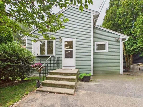 124 Edgeworth Ave, Providence, RI 02904