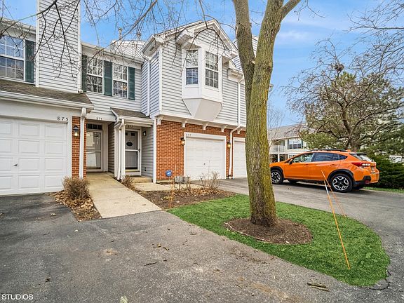 2nd image of 877 Lansing Ct