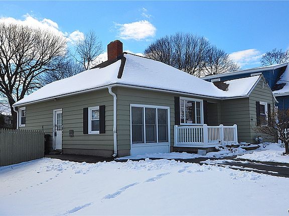 2nd image of 606 Roxford Rd S