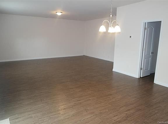 5th image of 1300 Waylon Ave